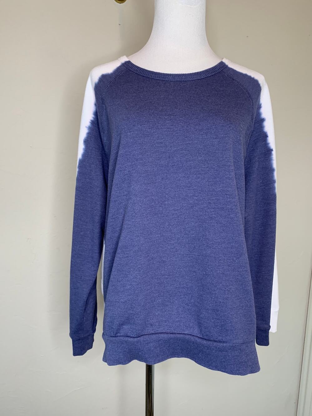 Universal Thread Blue White Tie Die Sweatshirt Crew Neck Sz XL